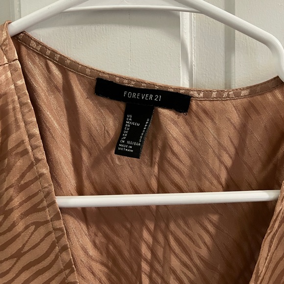 Forever 21 Rose Ruffled Drawstring Top, Medium - Picture 6 of 6